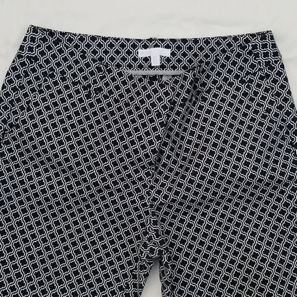 Capris - Picture 3 of 8